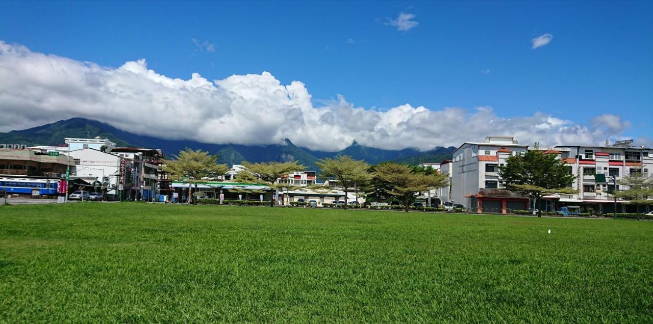 Maison d'hôtes 儷池2房2-5人包棟 à Chishang Extérieur photo